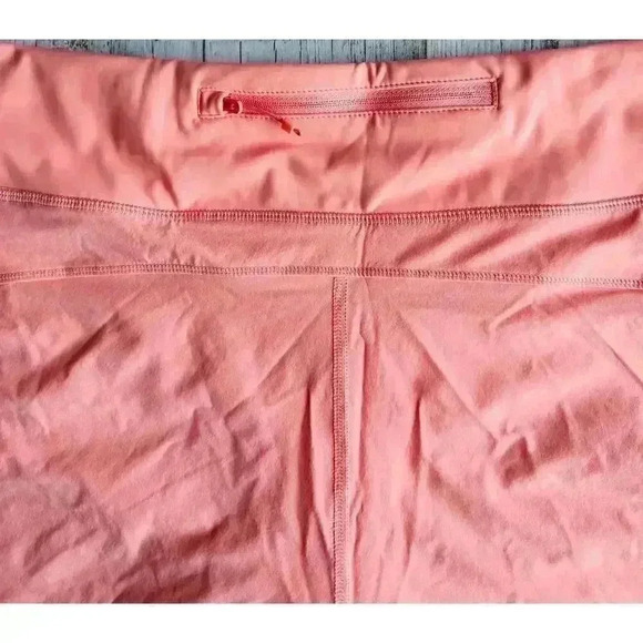 NWT Athleta  Women's High Rise Run with It 2.5" Shorts Peach Size XL - Picture 7 of 12